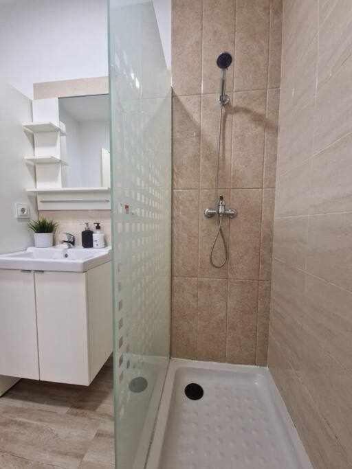 Isg Apartments Encantador Estudio En Alameda De Hercules Севиля Екстериор снимка