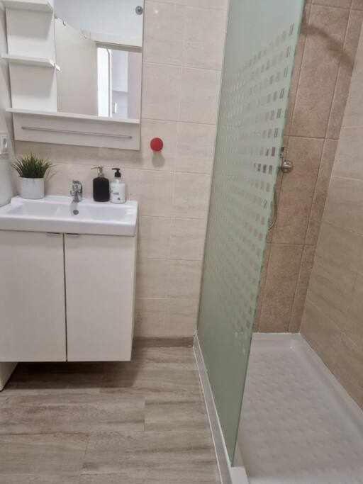 Isg Apartments Encantador Estudio En Alameda De Hercules Севиля Екстериор снимка